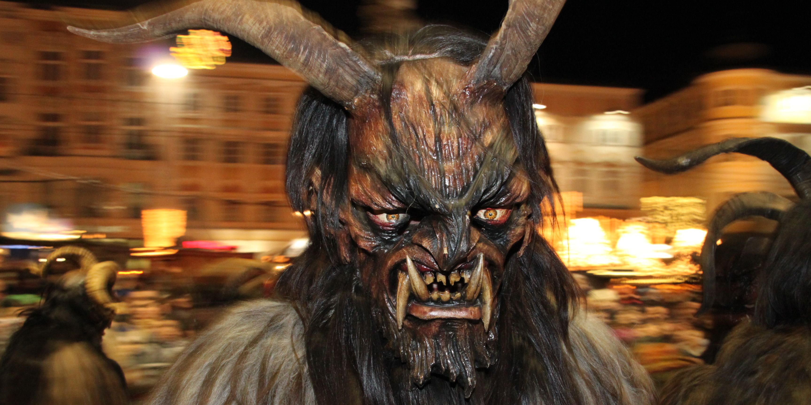 Christkindlmarkt Linz Veranstaltung Perchten