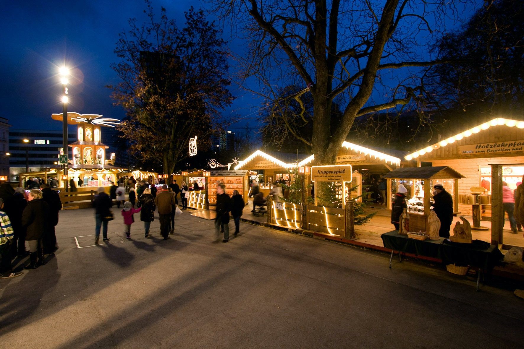 Christkindlmarkt Linz Linzer Christkindlmarkt und Linzer Weihnachtsmarkt