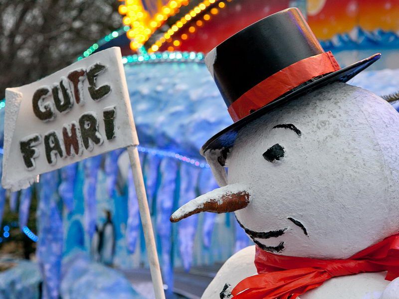 Weihnachtsmarkt Linz Fahrgeschäfte