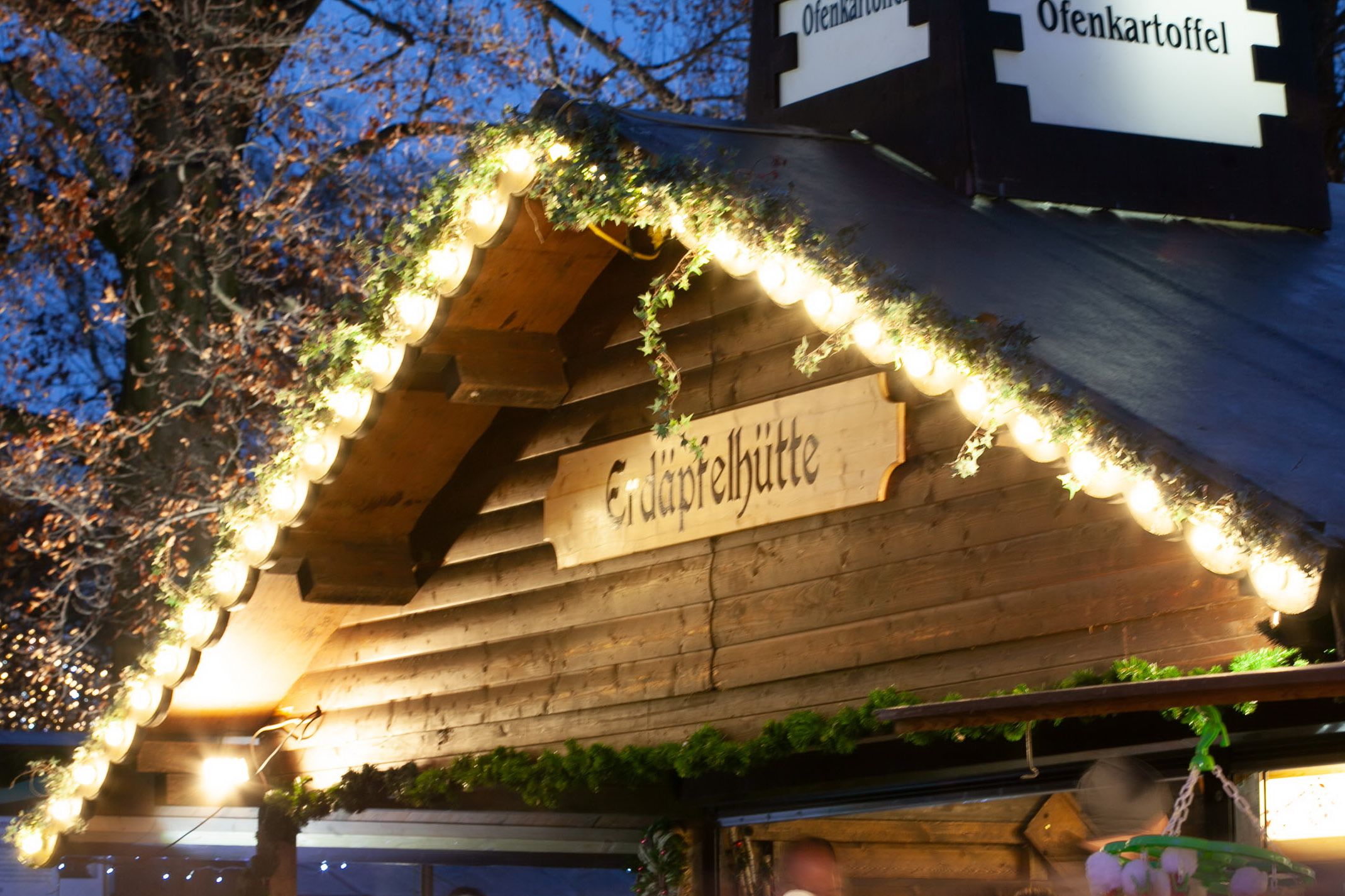 Erdäpfelhütte Weihnachtsmarkt